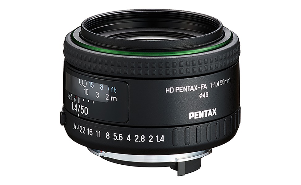 Ein Objektiv, zwei Versionen: Pentax-FA 50mm F1,4 | News | dkamera