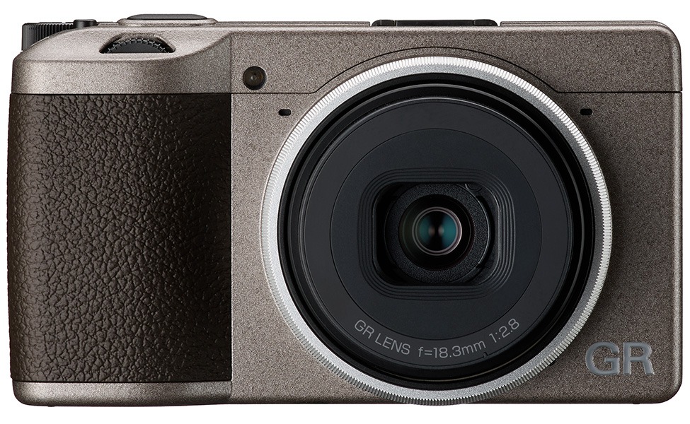 デジタルカメラ GR III Diary Edition Special Limited Kit Neues Special Limited Kit: Ricoh GR III Diary Edition | News