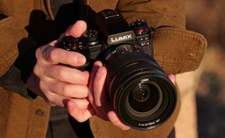 Foto zur Panasonic Lumix DC-S1IIE