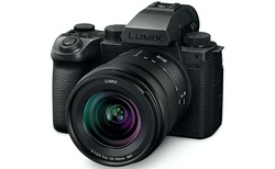 Foto zur Panasonic Lumix DC-S5IIX