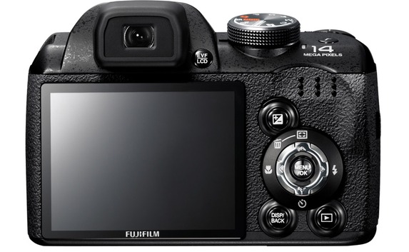 FinePix S4000