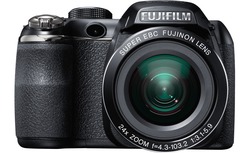 FinePix S4200