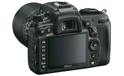 D7000