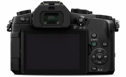 Lumix DMC-G81